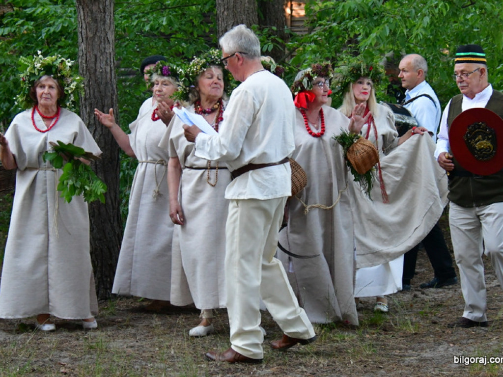 Noc Kupały w wykonaniu biłgorajskich seniorów (FOTO)