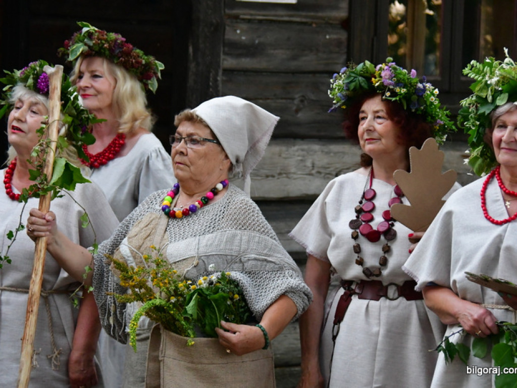 Noc Kupały w wykonaniu biłgorajskich seniorów (FOTO)