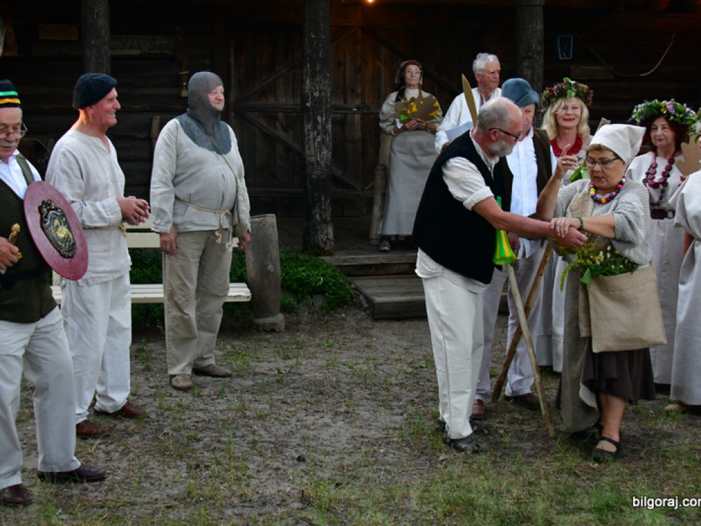 Noc Kupały w wykonaniu biłgorajskich seniorów (FOTO)