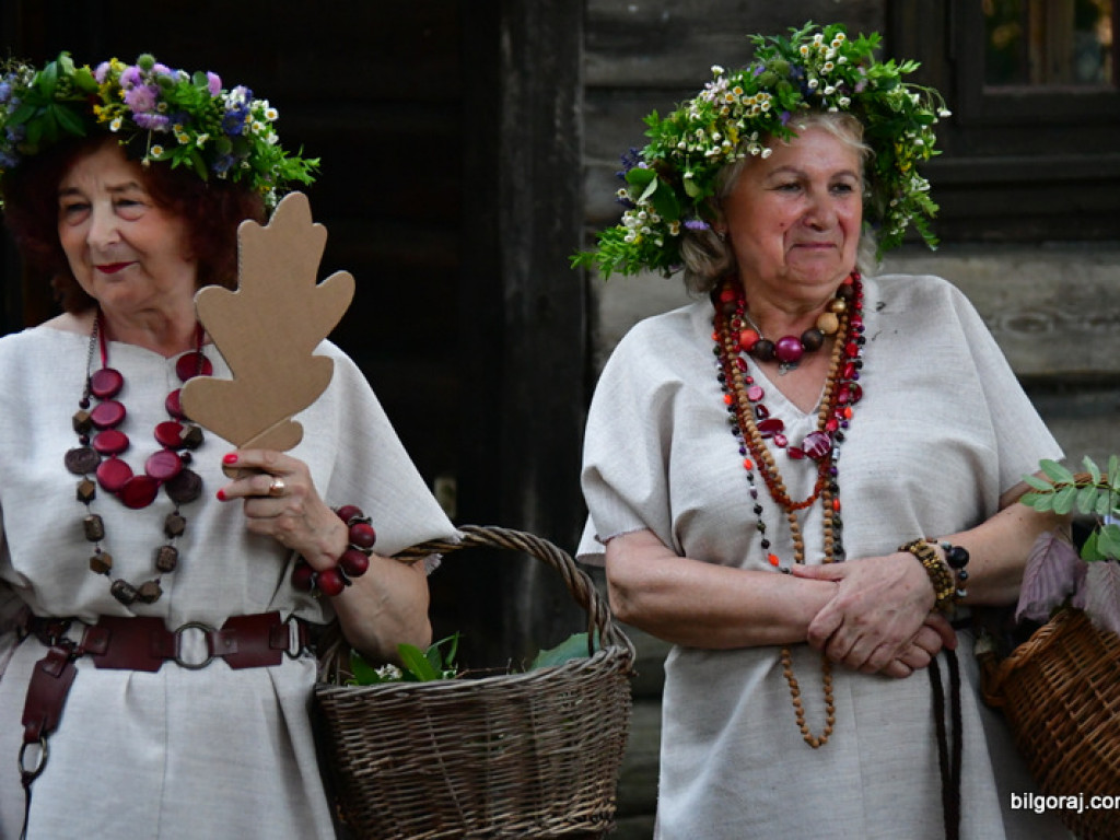 Noc Kupały w wykonaniu biłgorajskich seniorów (FOTO)