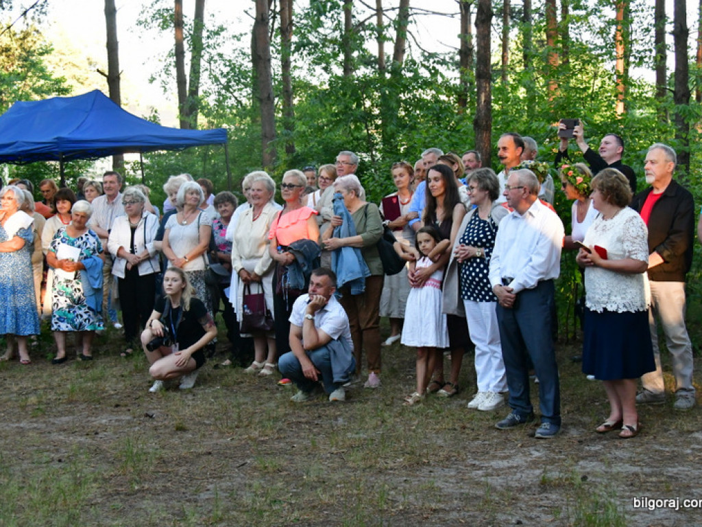 Noc Kupały w wykonaniu biłgorajskich seniorów (FOTO)