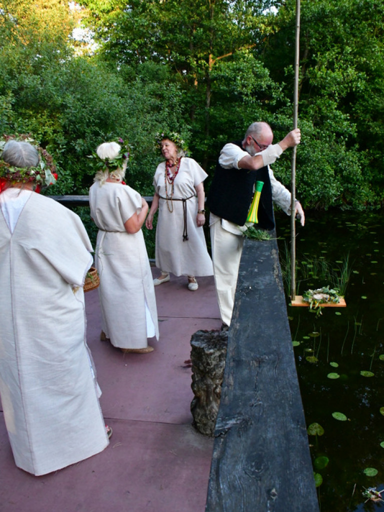 Noc Kupały w wykonaniu biłgorajskich seniorów (FOTO)