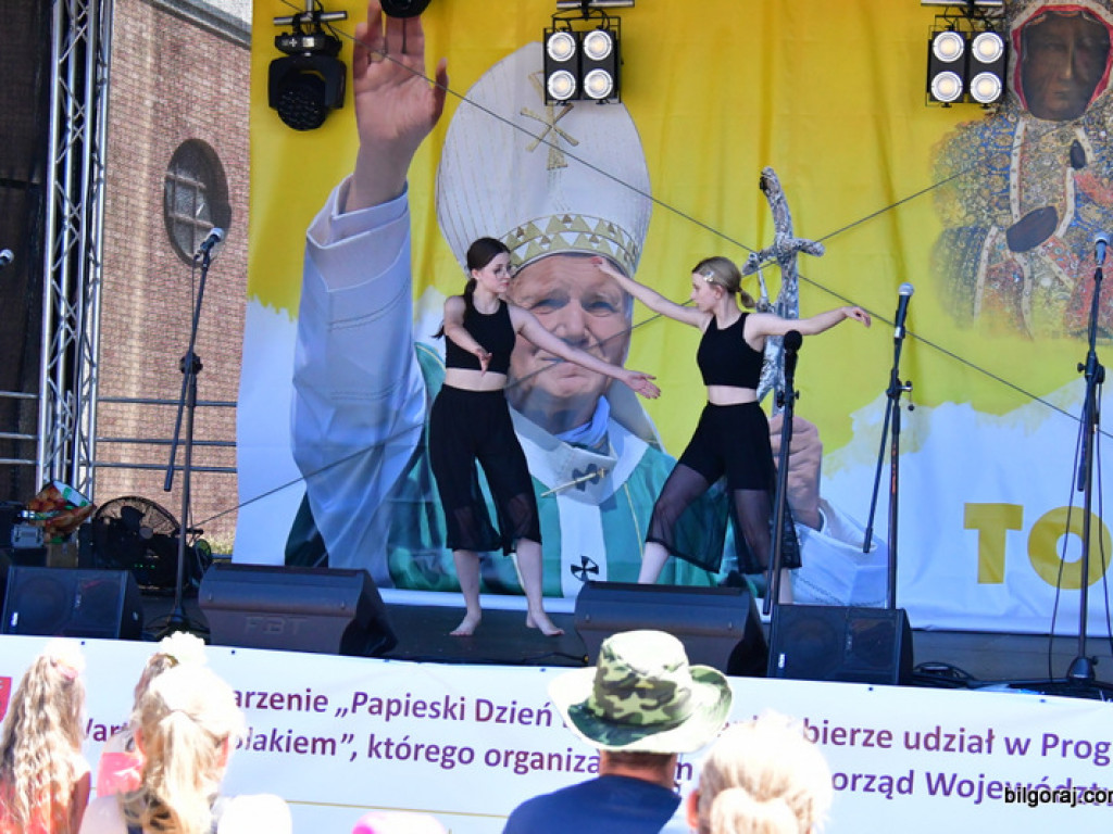 Biłgoraj. Trwa Papieski Dzień Dziękczynienia (FOTO)