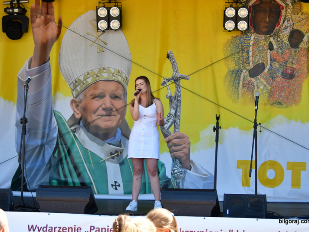 Biłgoraj. Trwa Papieski Dzień Dziękczynienia (FOTO)