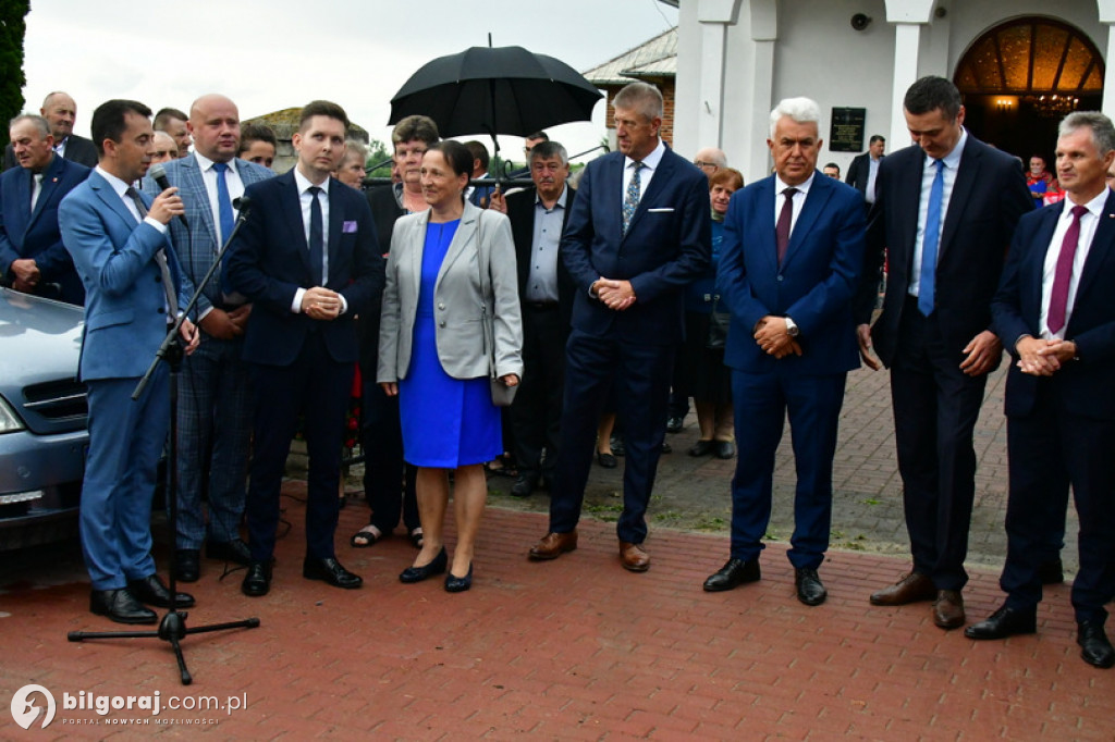 Otwarcie drogi w Tarnawie Dużej w gminie Turobin