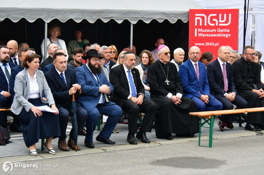 Józefów. Odsłonięcie 