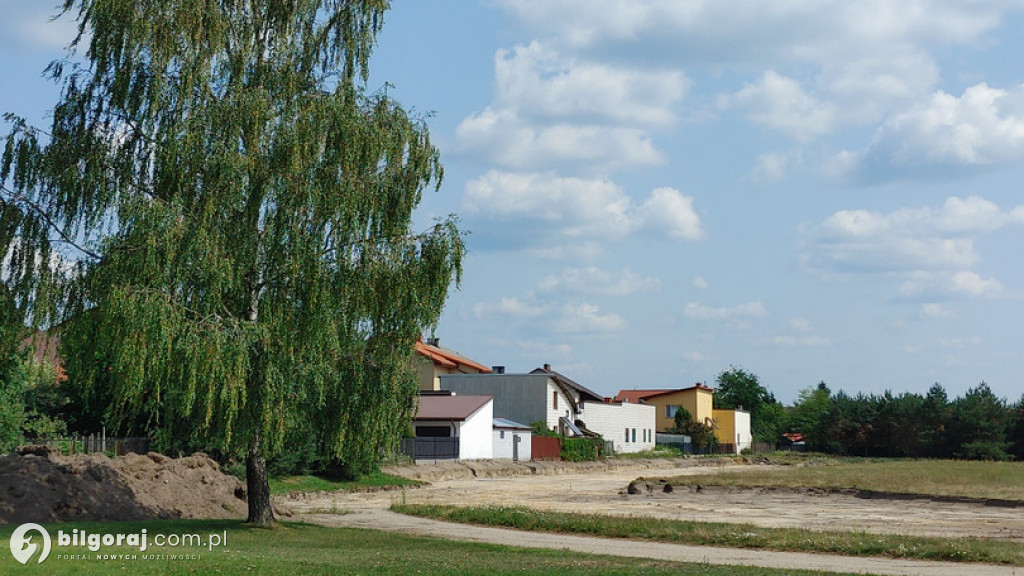 Trwa remont boiska przy ZSBiO