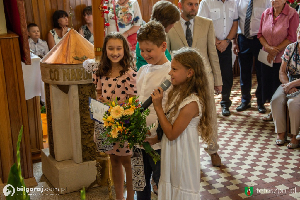Pożegnanie księży w Tereszpolu