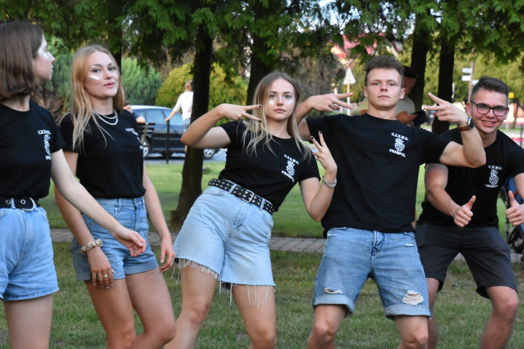 Piknik sąsiedzki we Frampolu