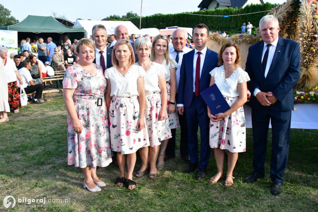 Dożynki Powiatowe 2022 - Wieńce i delegacje wieńcowe