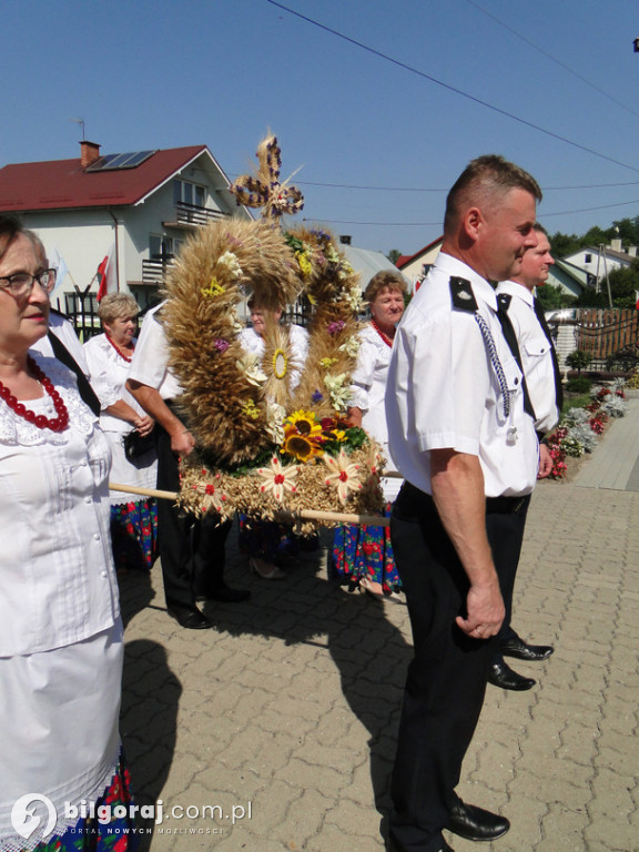 Dożynki parafialne w Dąbrowicy