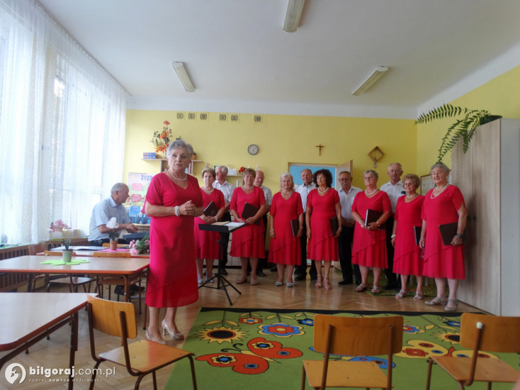 Tak członkowie UTW bawili się w przedszkolu