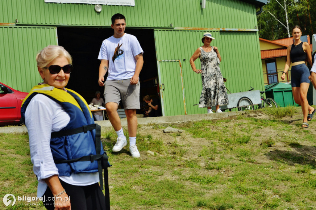 Seniorzy bezpieczni nad wodą