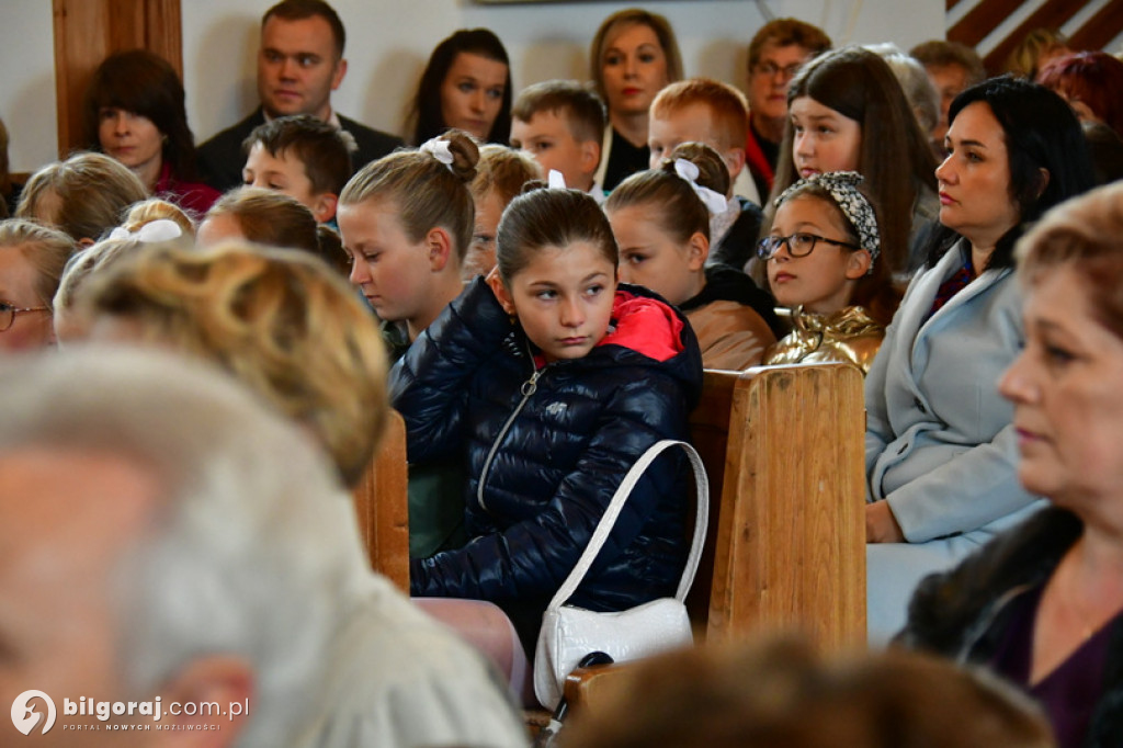 Uroczystość w Szkole Podstawowej w Korchowie Pierwszym