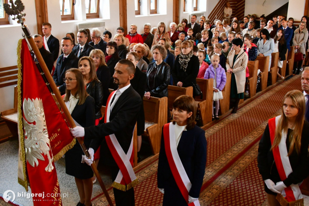 Uroczystość w Szkole Podstawowej w Korchowie Pierwszym