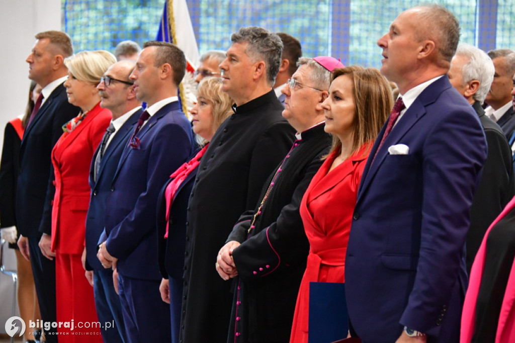 Uroczystość w Szkole Podstawowej w Korchowie Pierwszym