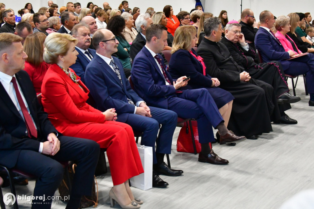 Uroczystość w Szkole Podstawowej w Korchowie Pierwszym