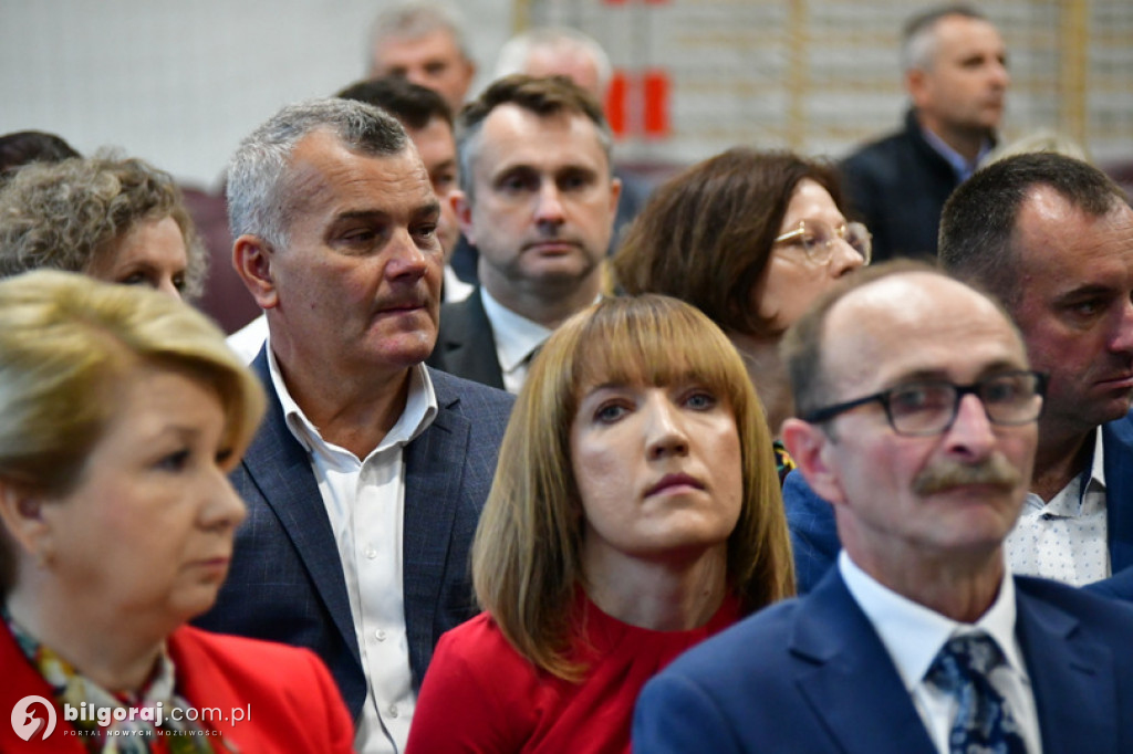 Uroczystość w Szkole Podstawowej w Korchowie Pierwszym