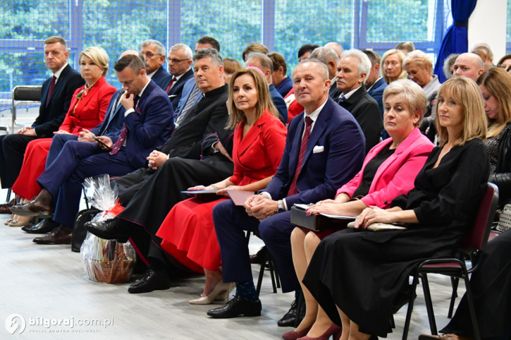 Uroczystość w Szkole Podstawowej w Korchowie Pierwszym