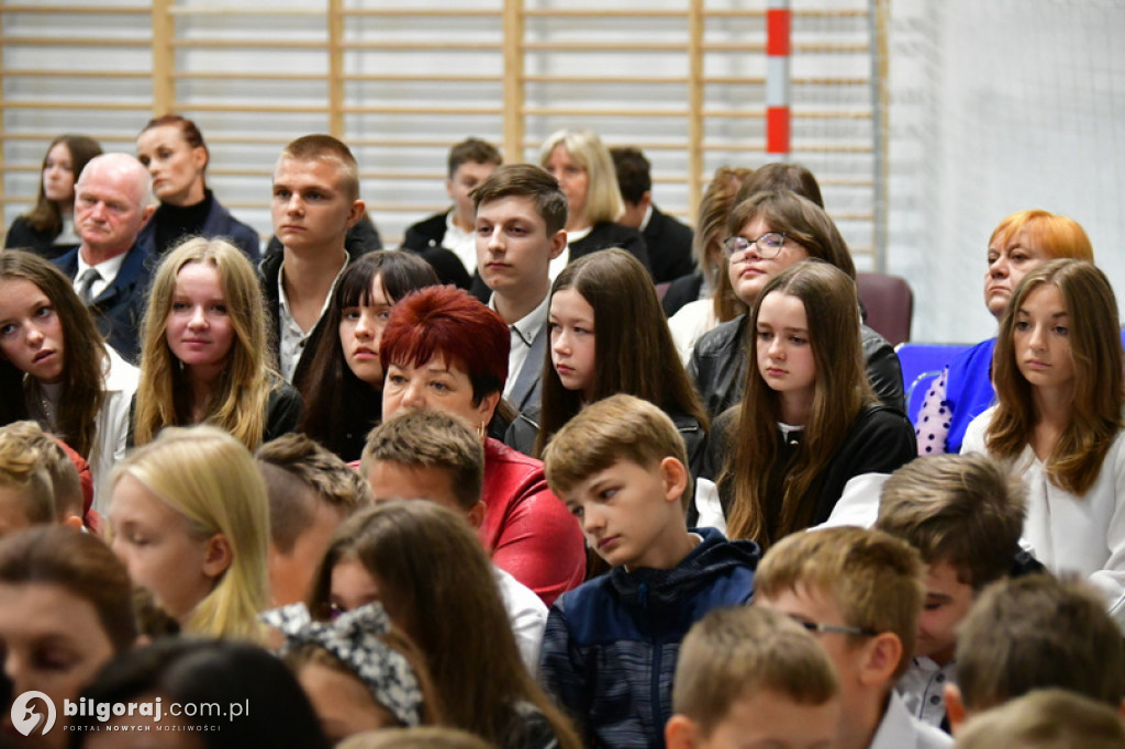 Uroczystość w Szkole Podstawowej w Korchowie Pierwszym