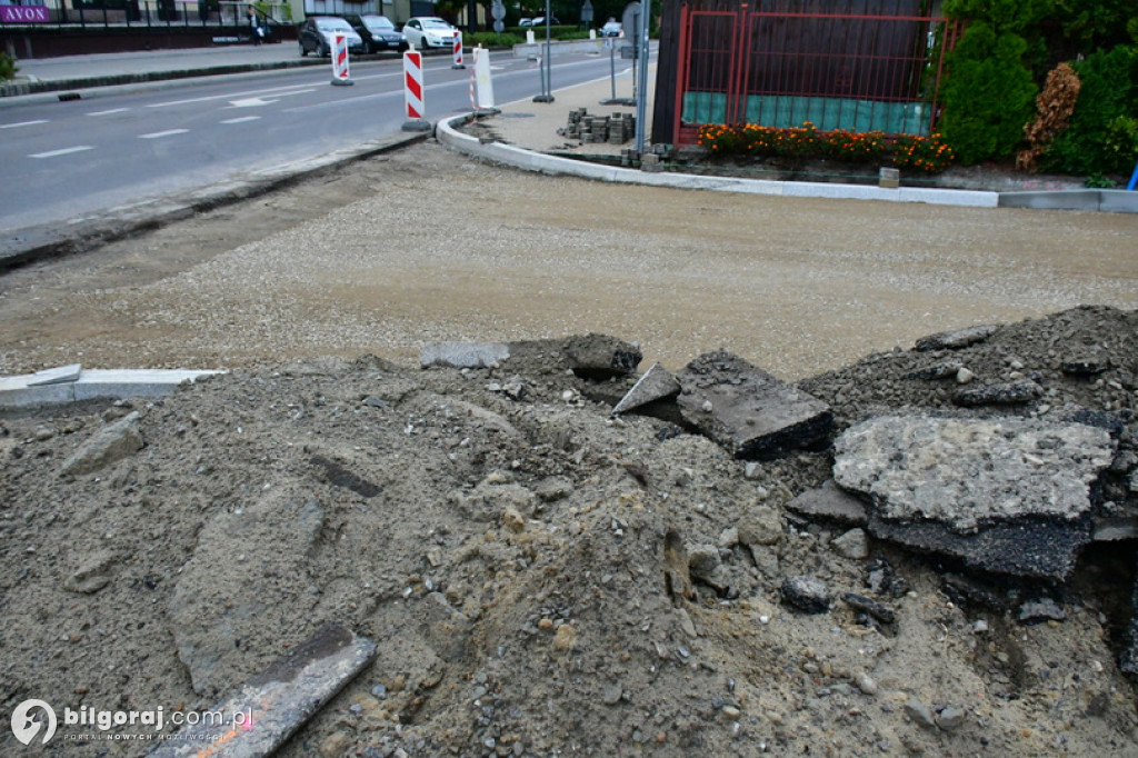 Trwa remont ulic Piłsudskiego w Biłgoraju