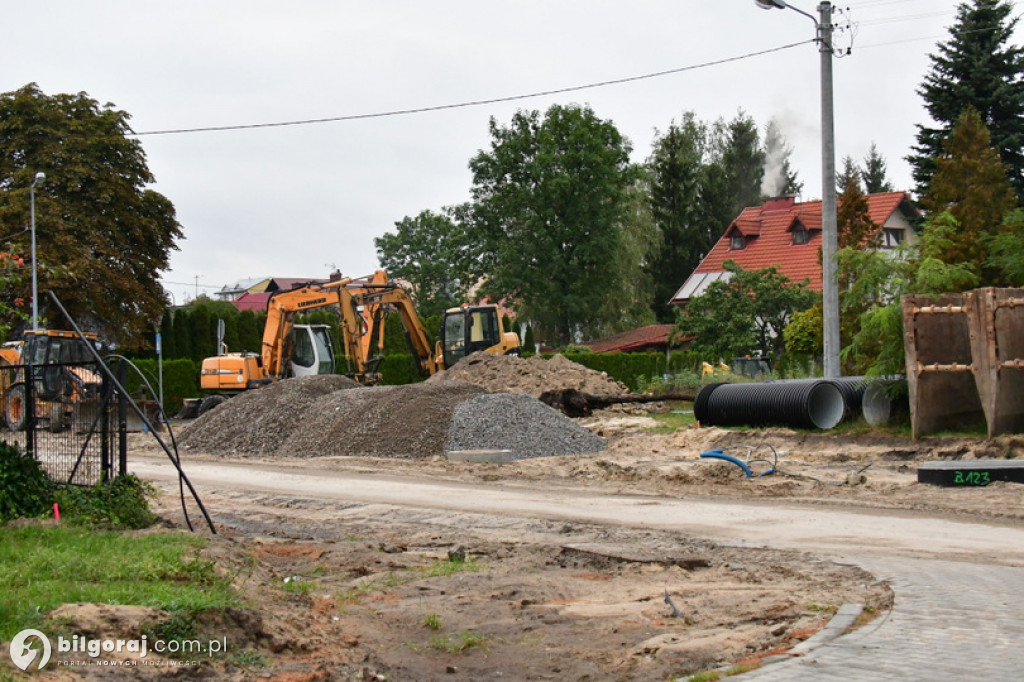 Trwa remont ulic Piłsudskiego w Biłgoraju