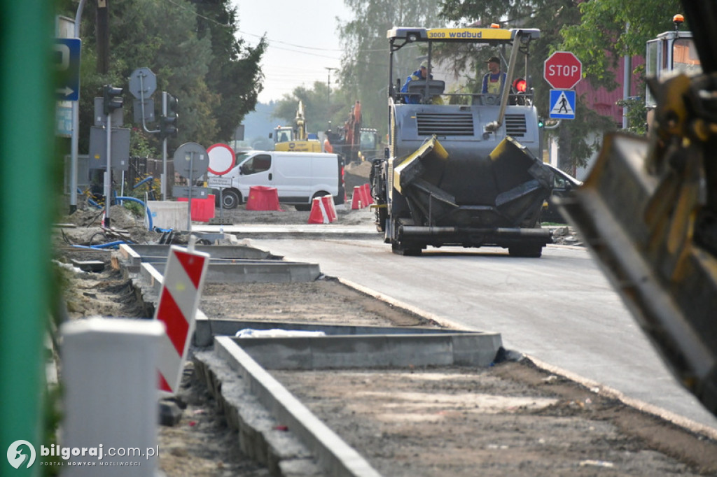 Trwa remont ulic Piłsudskiego w Biłgoraju