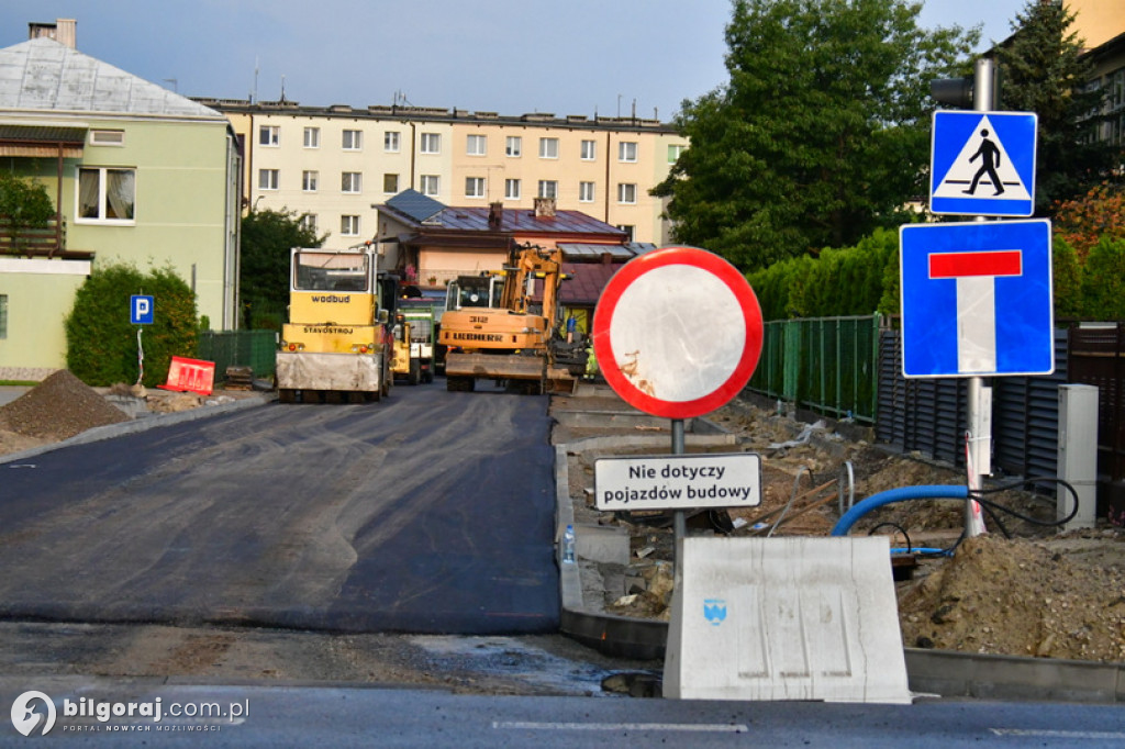 Trwa remont ulic Piłsudskiego w Biłgoraju
