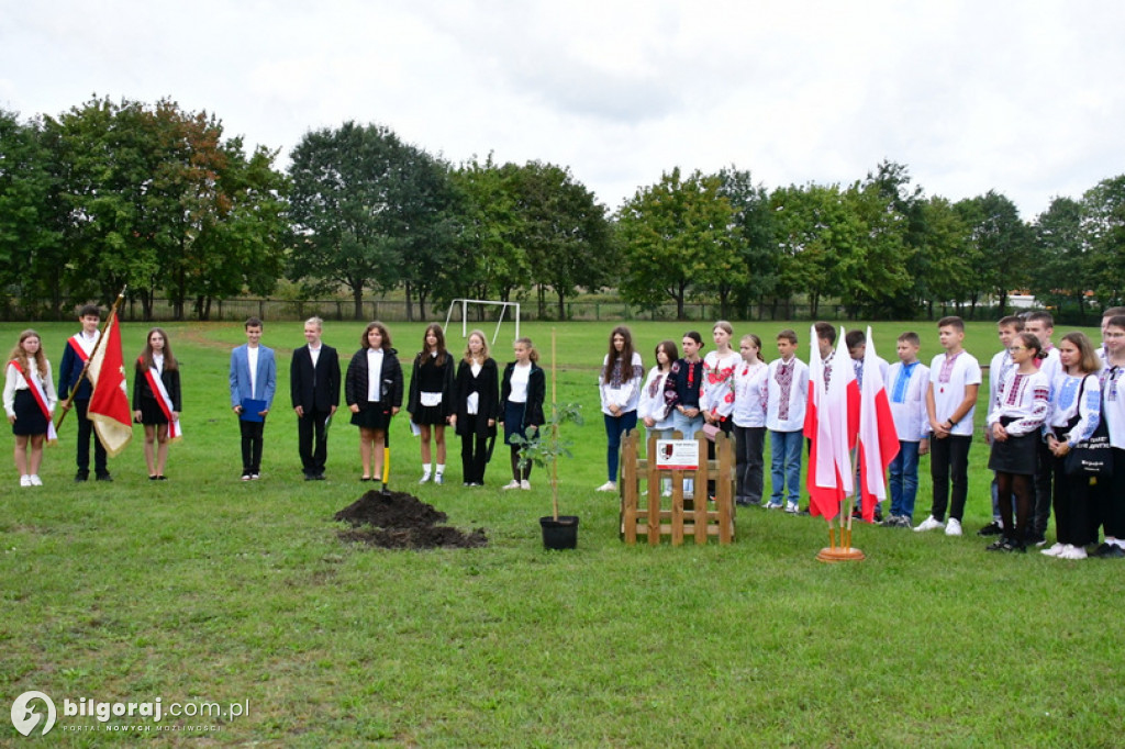 Biłgorajska szkoła uczciła ofiarę Katynia