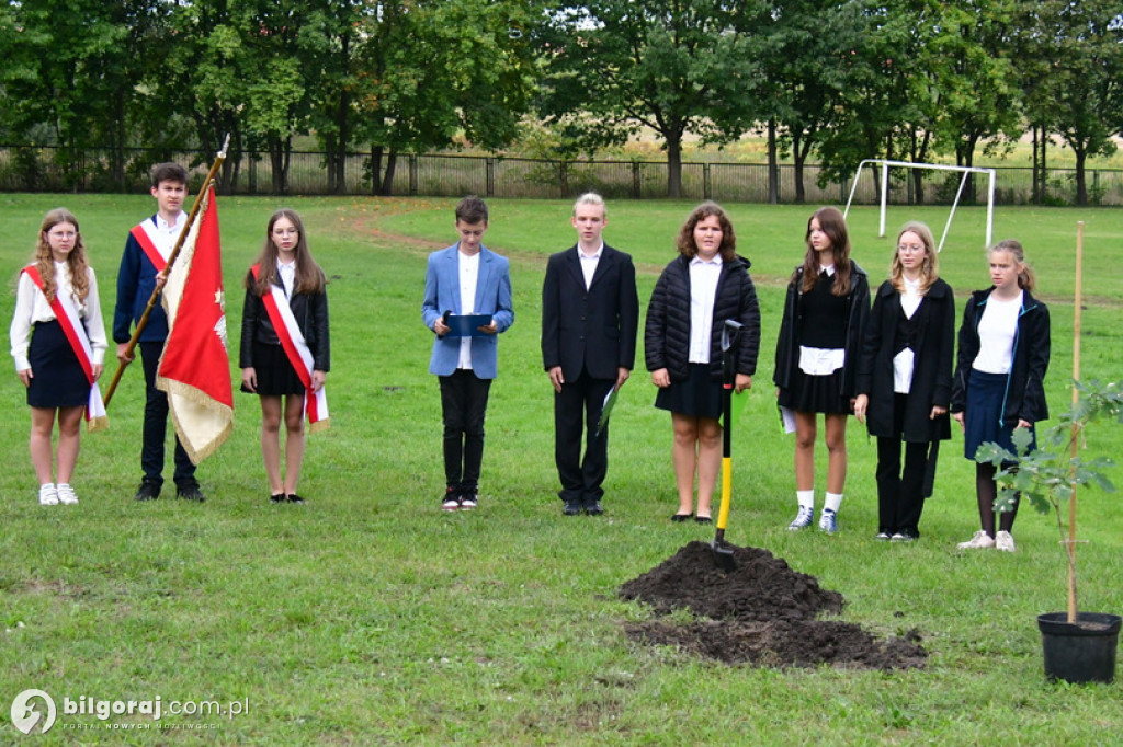 Biłgorajska szkoła uczciła ofiarę Katynia