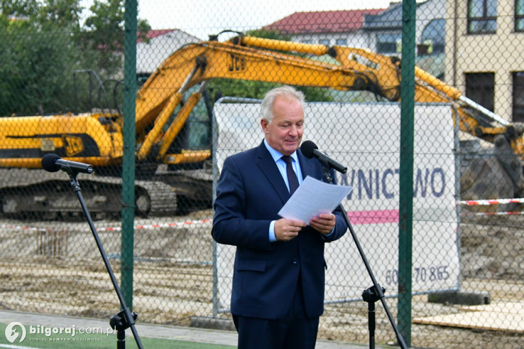 Kamień węgielny pod halę przy Jedynce wmurowany
