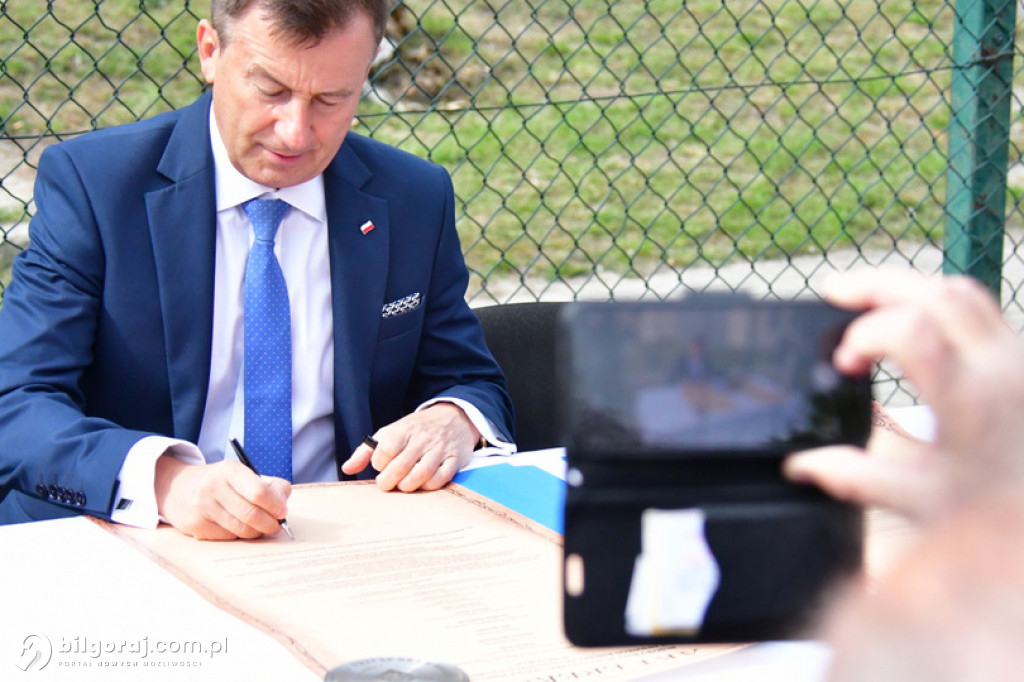 Kamień węgielny pod halę przy Jedynce wmurowany