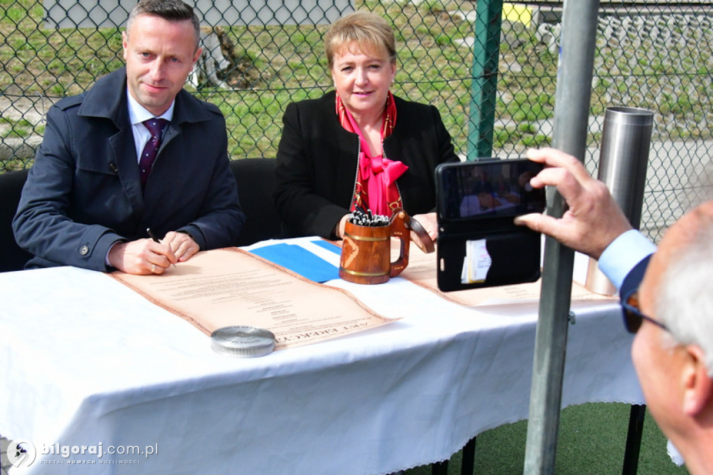 Kamień węgielny pod halę przy Jedynce wmurowany