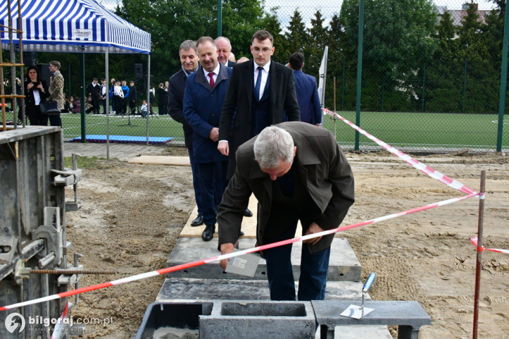 Kamień węgielny pod halę przy Jedynce wmurowany