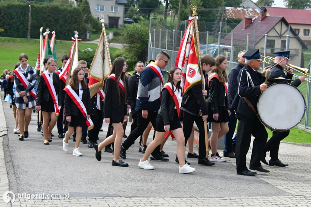 25-lecie nadania imienia SP w Chmielku