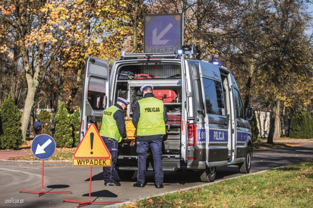 Park maszyn policyjnej drogówki