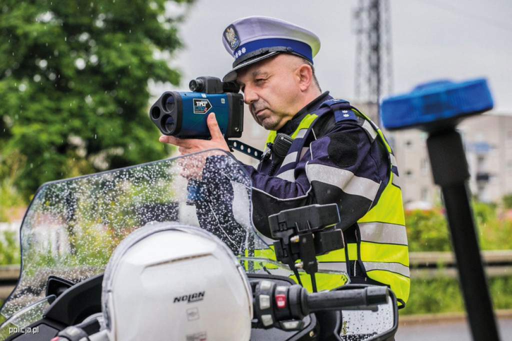 Park maszyn policyjnej drogówki