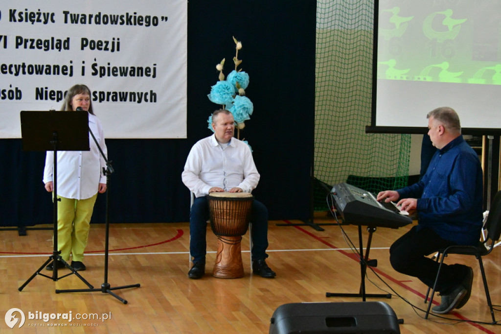 O księżyc Twardowskiego
