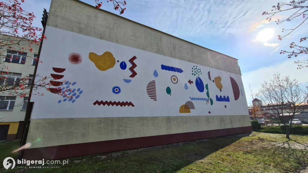 Mural przypominający osobę Stefana Knappa