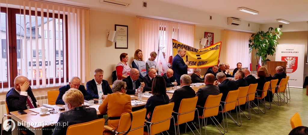Protest związkowców DPS-u. Walczą o podwyżki