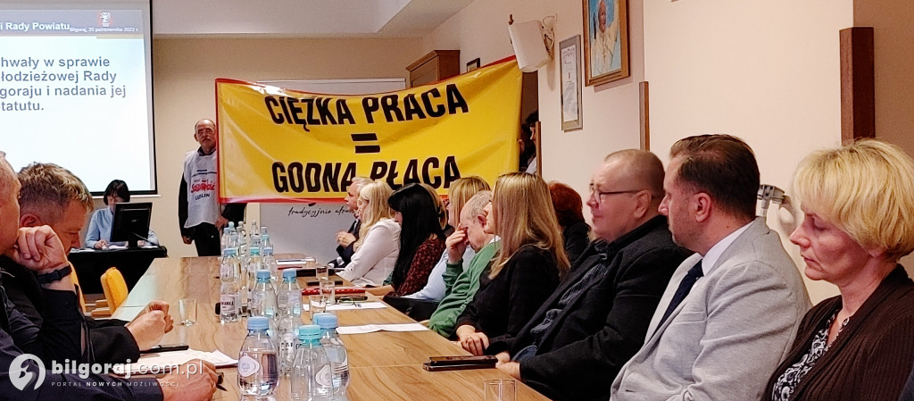 Protest związkowców DPS-u. Walczą o podwyżki
