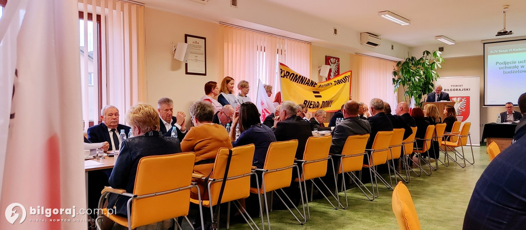 Protest związkowców DPS-u. Walczą o podwyżki
