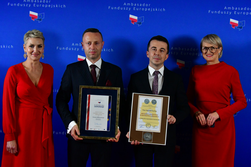 Starosta Andrzej Szarlip uhonorowany Medalem Pamiątkowym Województwa Lubelskiego