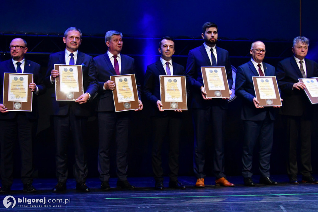Starosta Andrzej Szarlip uhonorowany Medalem Pamiątkowym Województwa Lubelskiego