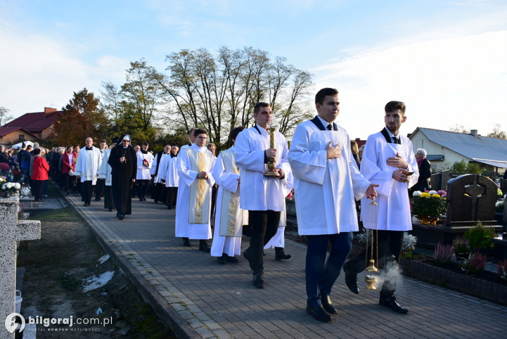 Uroczystość Wszystkich Świętych w parafii św. Marii Magdaleny 2022