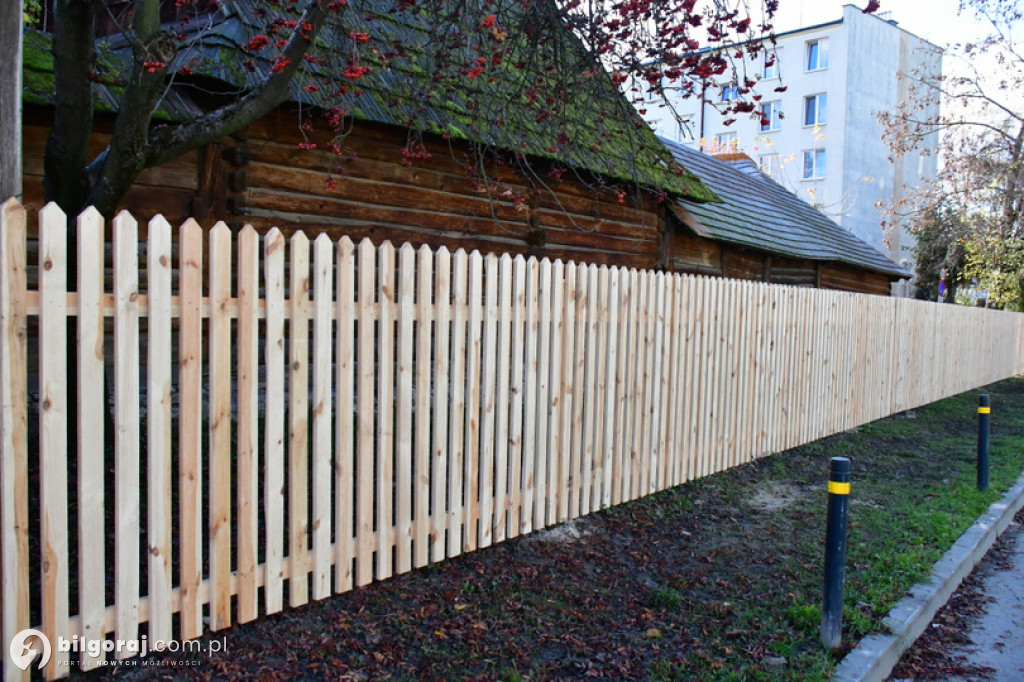 Nowy płot by jednym z najcenniejszych zabytków Biłgoraja - Zagrodzie Sitarskiej