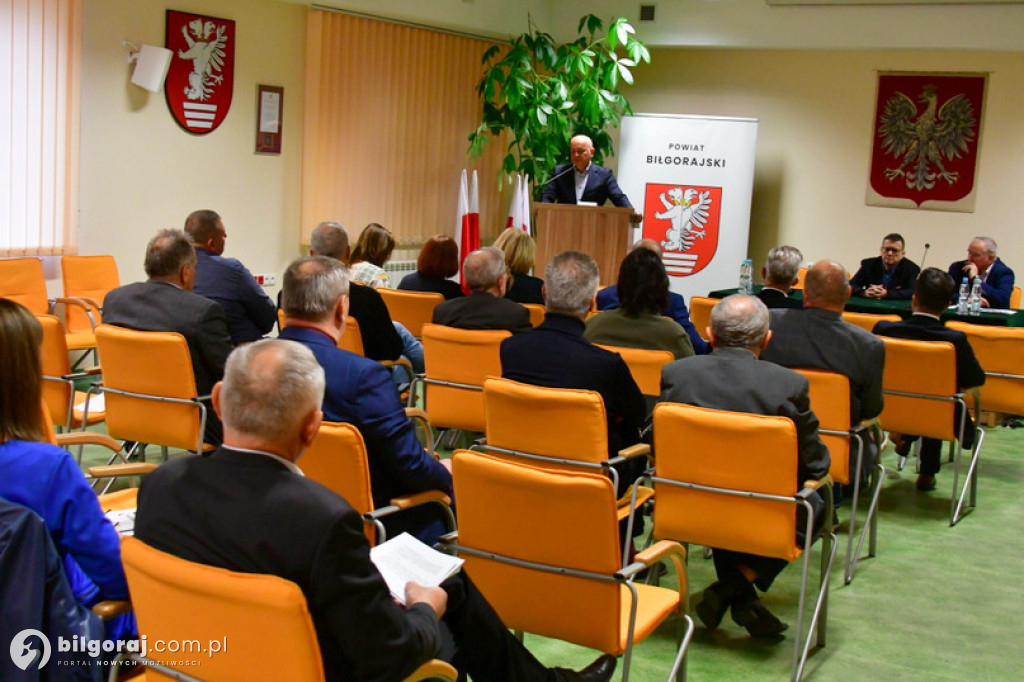 Połączone komisje Rady Powiatu spotkały się z władzami biłgorajskiego szpitala
