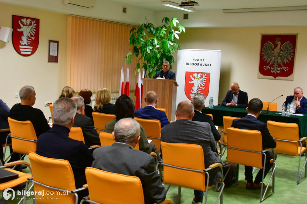 Połączone komisje Rady Powiatu spotkały się z władzami biłgorajskiego szpitala