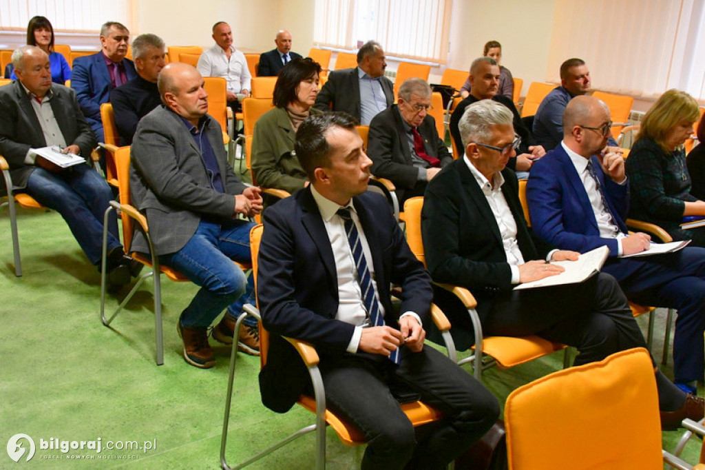 Połączone komisje Rady Powiatu spotkały się z władzami biłgorajskiego szpitala