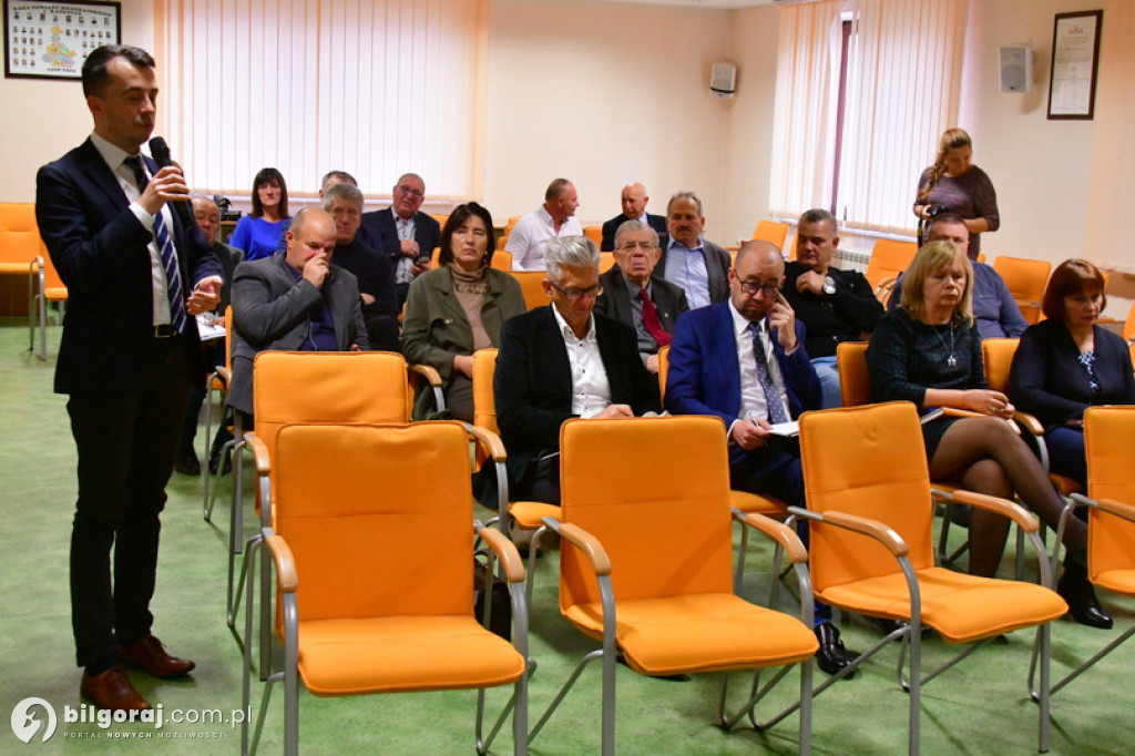 Połączone komisje Rady Powiatu spotkały się z władzami biłgorajskiego szpitala